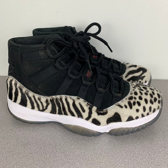 Air Jordan 11 Animal Instinct AR0715-010 Women's size 10 - Picture 1 of 16